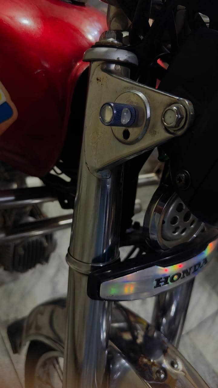 HONDA CD 70 13