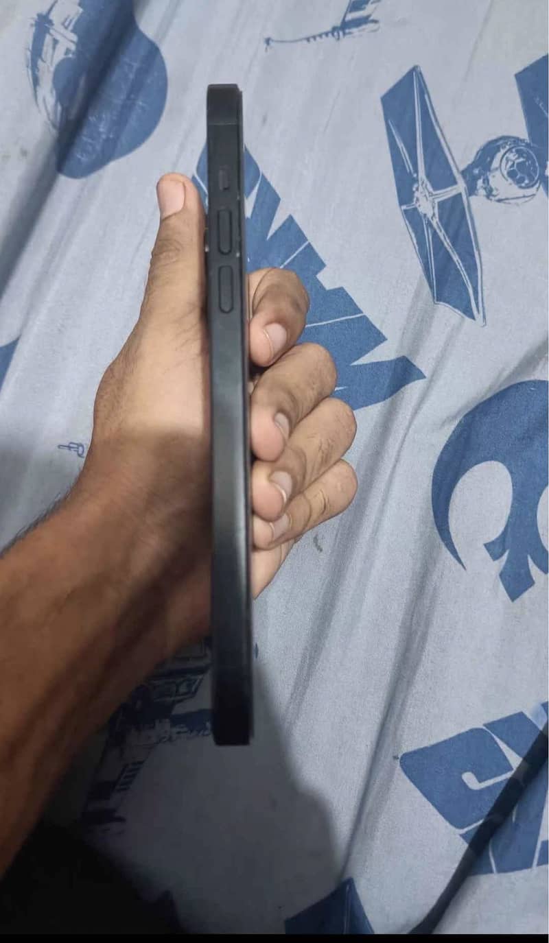 Apple iPhone 14 5