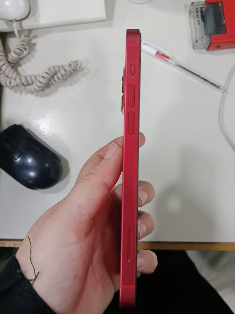 Apple iPhone 12 2