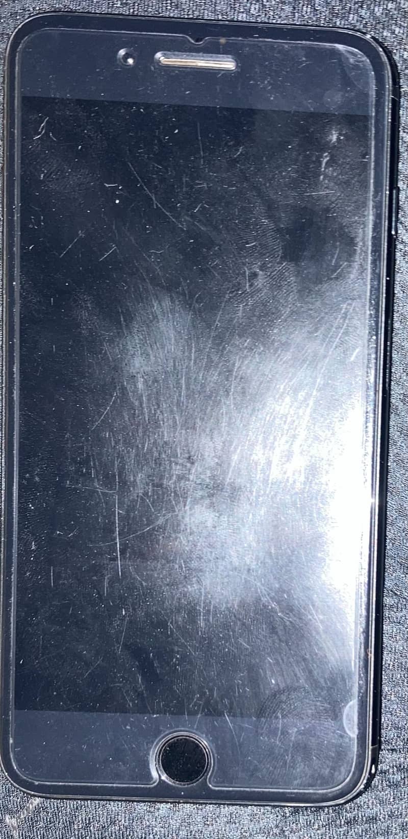 Apple iPhone 7 Plus 1