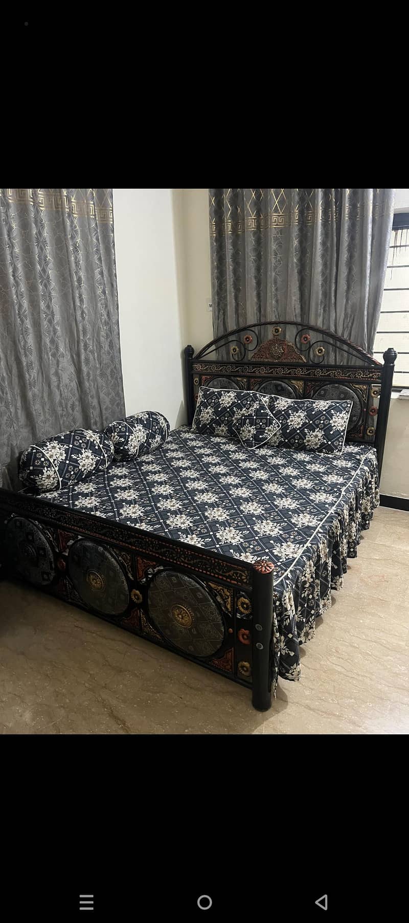 bed sofa sat 3