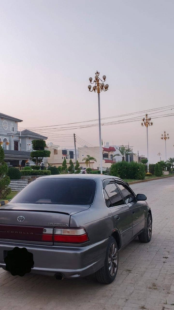 Corolla  indus 2001 5