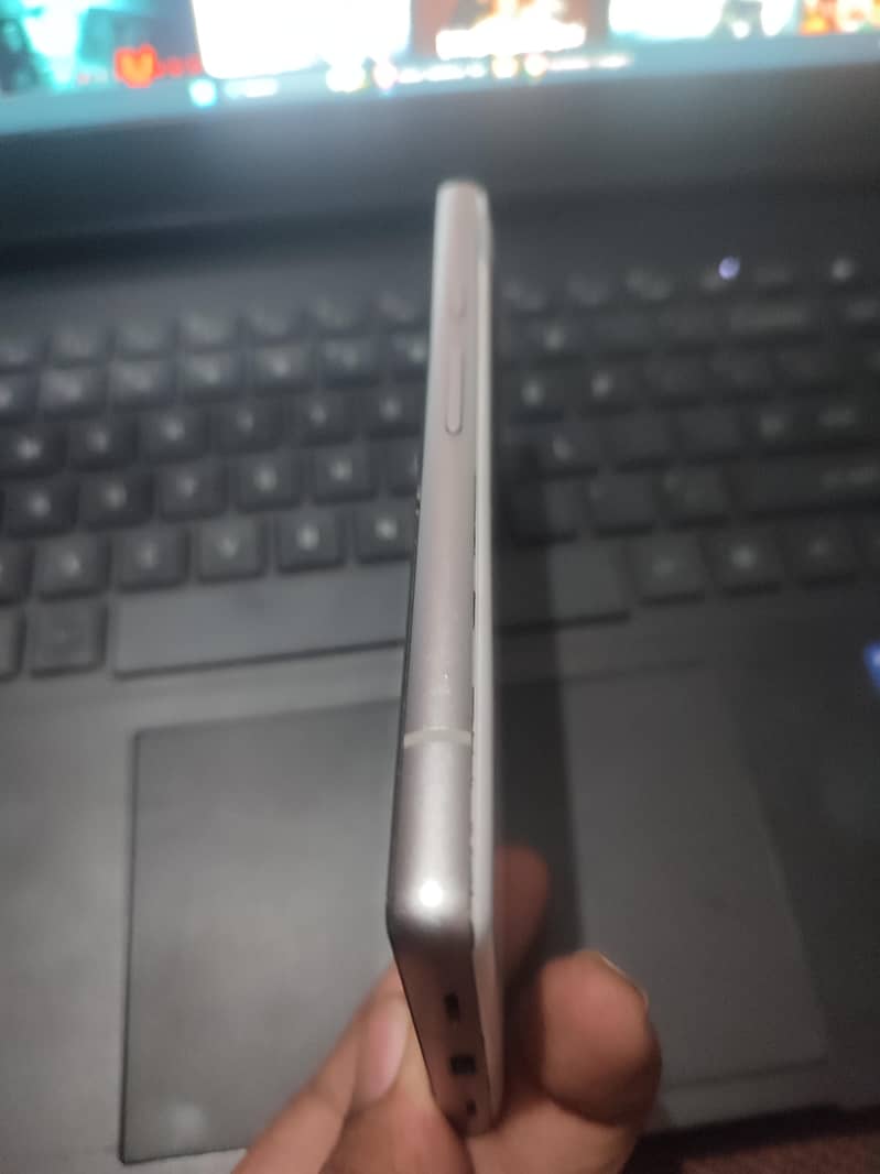 Google Pixel 7a 3