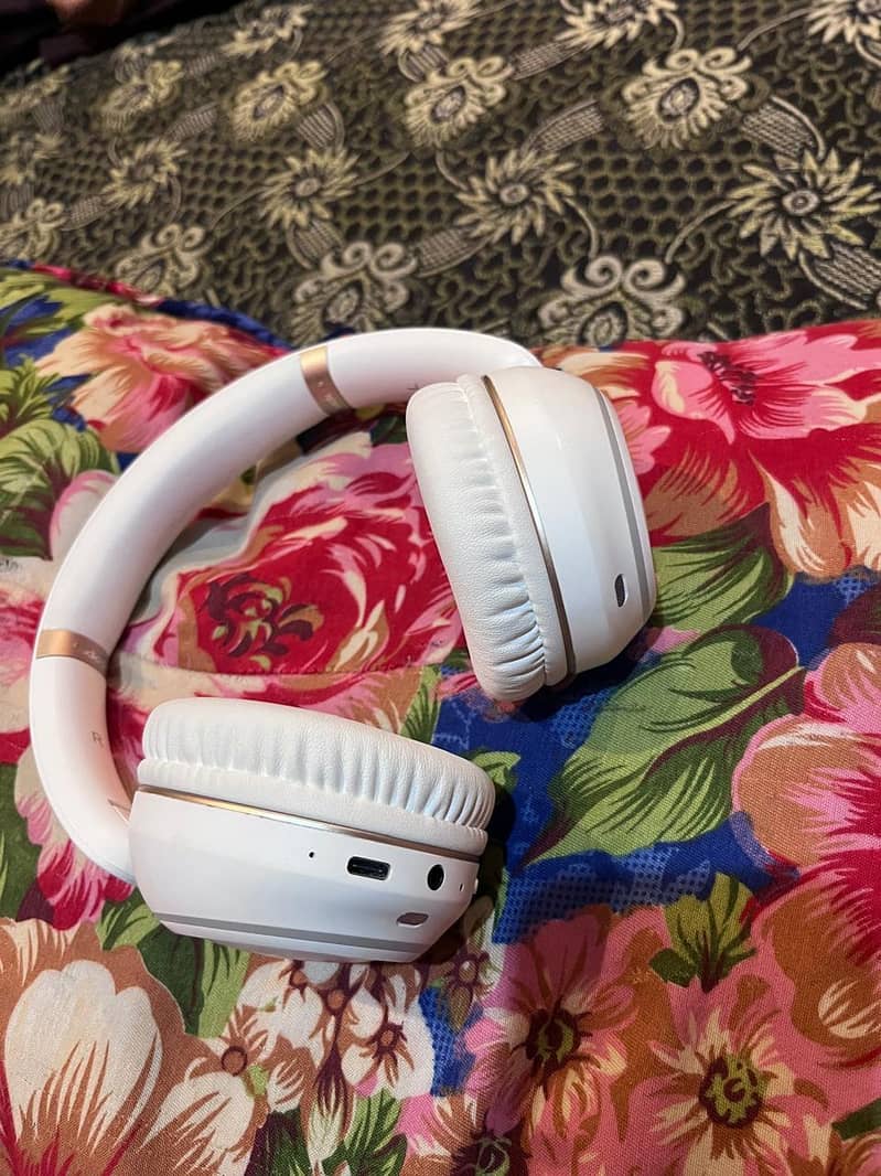 Audionic 4