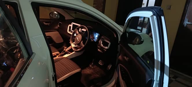 KIA STONIC Ex+ 2024
