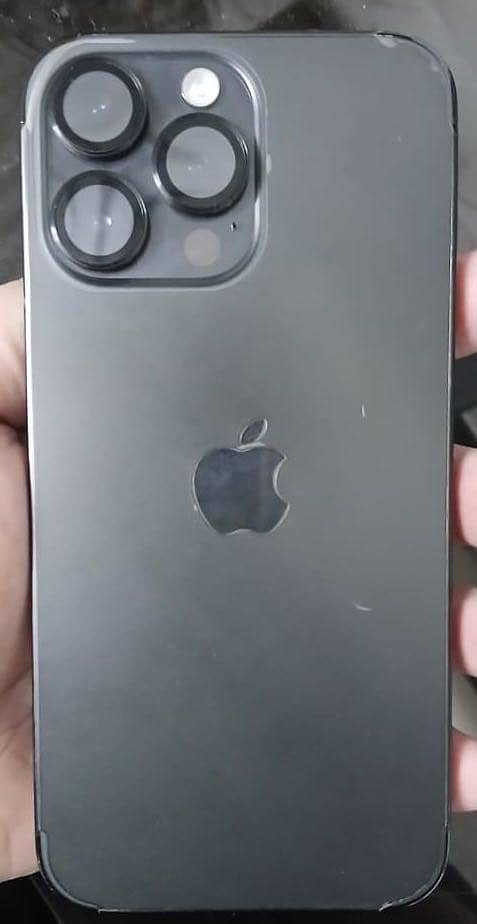 Apple iPhone 14 Pro Max 1