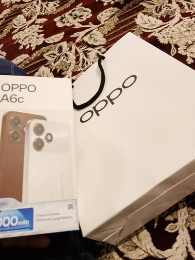 OPPO A6c