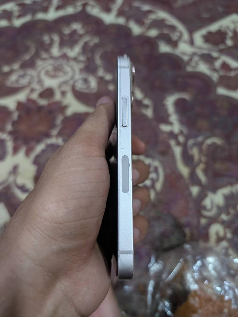 Apple iPhone 13 mini 5