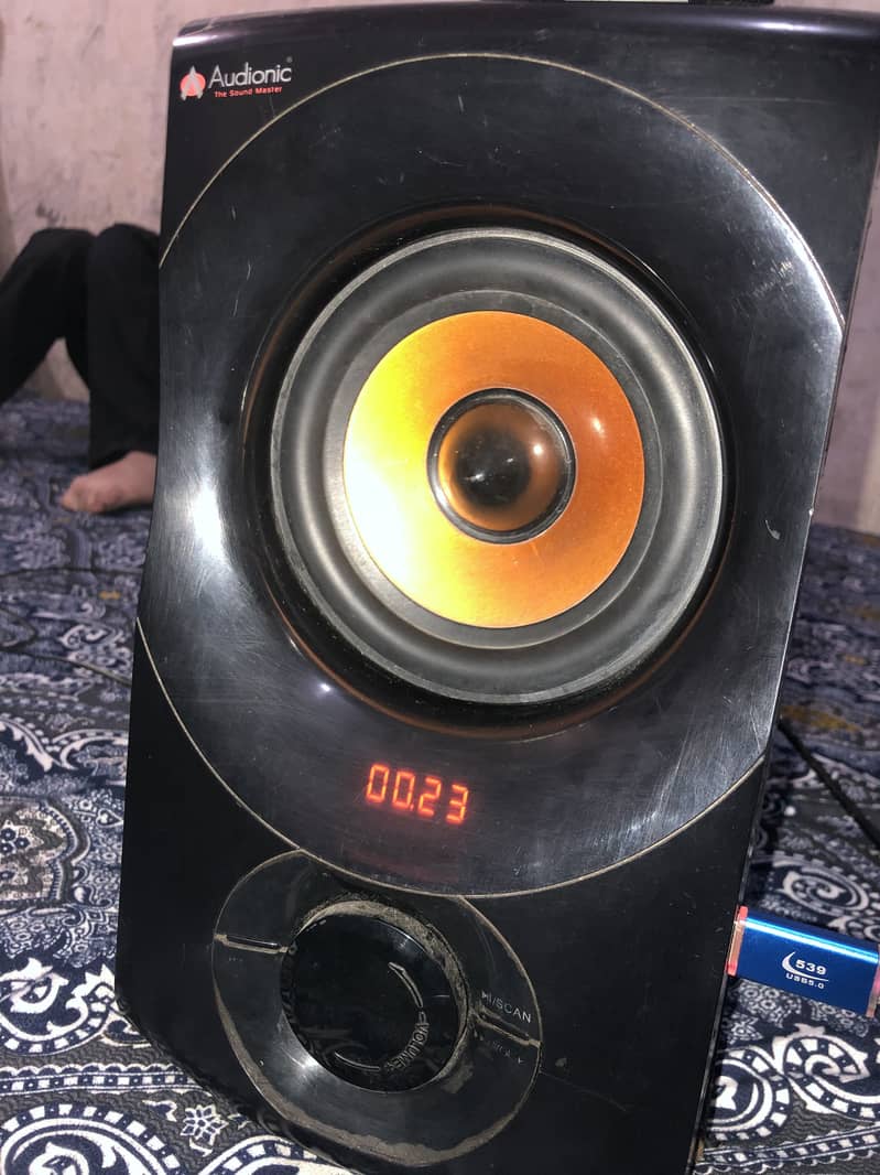 Best woffer audionic 2 thousand 0