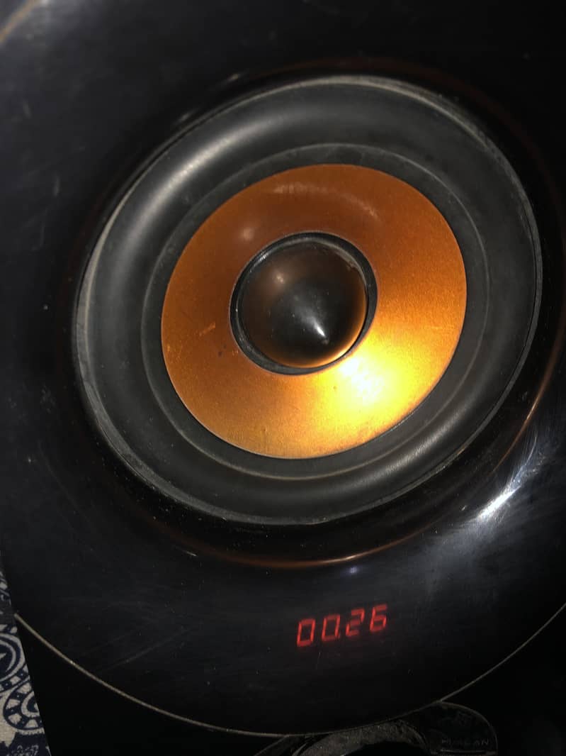 Best woffer audionic 2 thousand 5