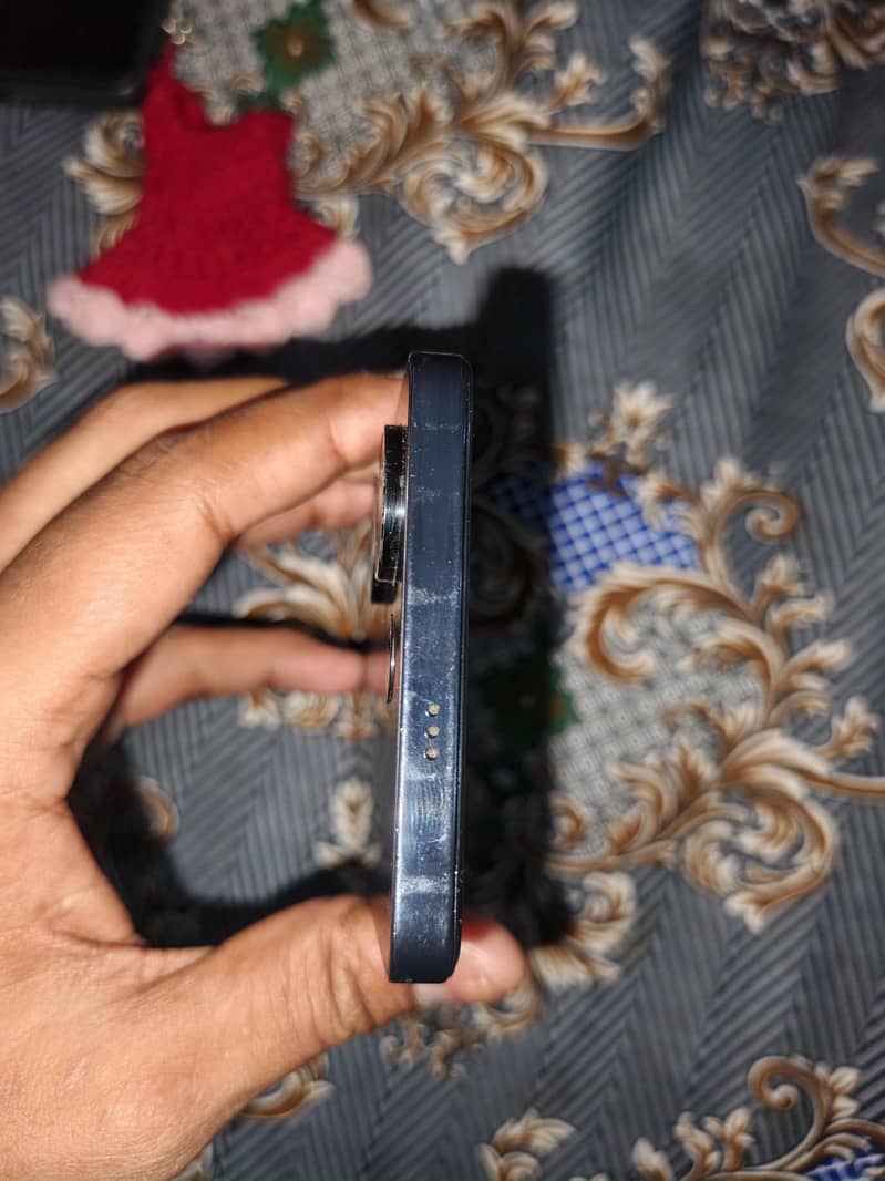 Tecno CAMON 20s Pro 8+5 Ram 256Gb Rom Complete Saman k sath 6