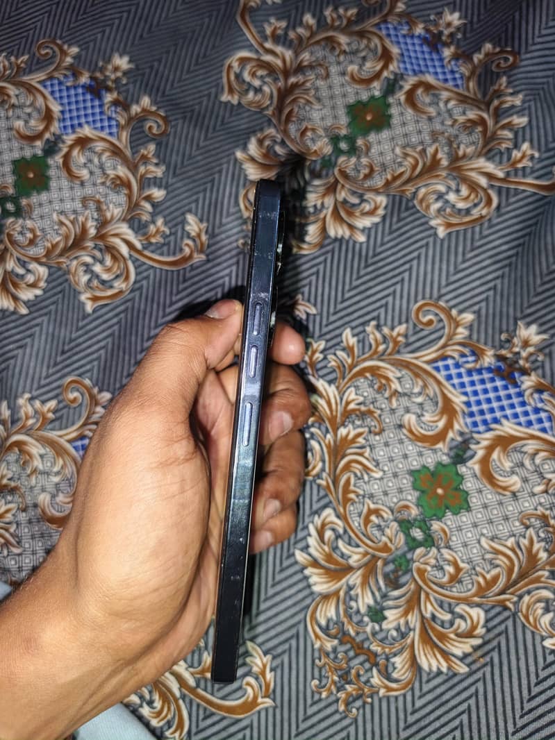 Tecno CAMON 20s Pro 8+5 Ram 256Gb Rom Complete Saman k sath 8
