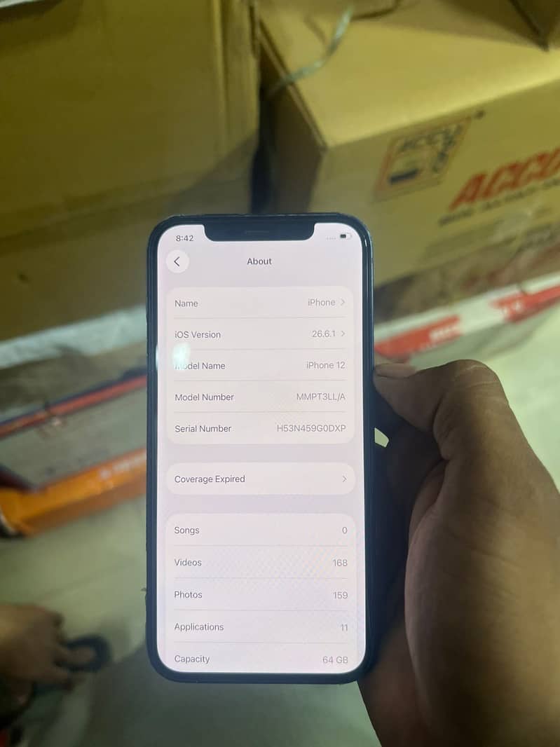 Apple iPhone 12 4