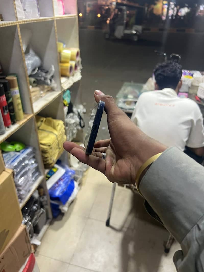 Apple iPhone 12 5