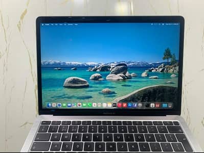 Apple MacBook Air M1