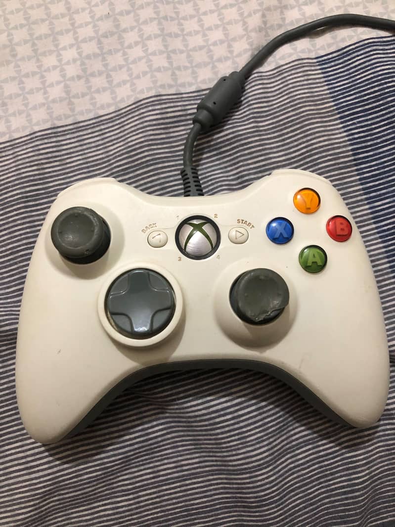 Xbox 360 controller 0