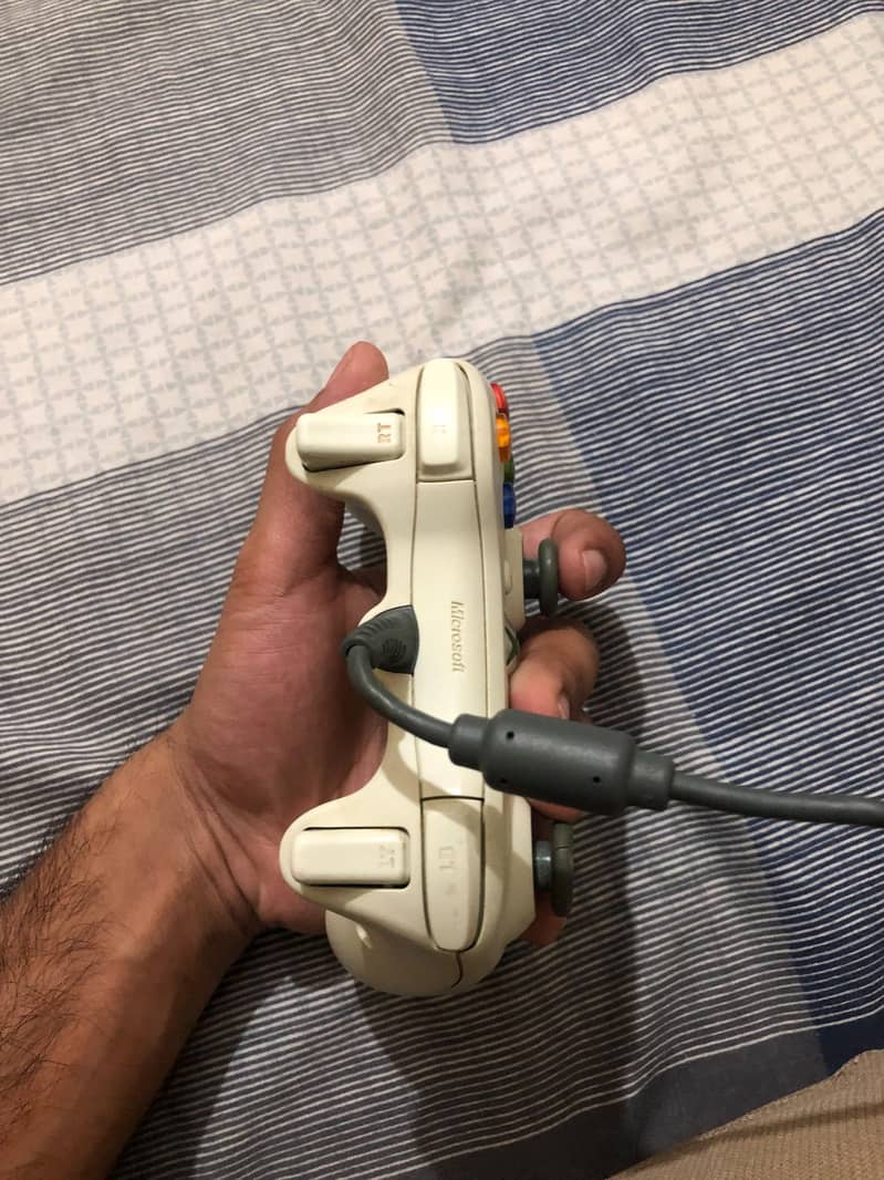 Xbox 360 controller 2