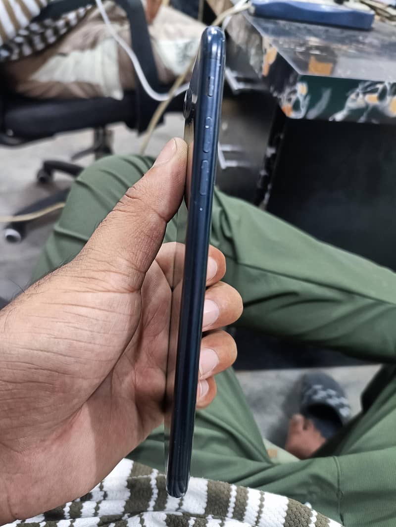 Apple iPhone 7 Plus 1
