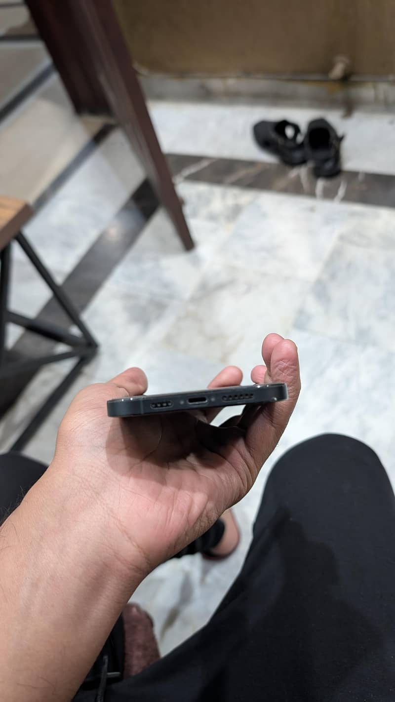 Apple iPhone 12 Pro Max 2