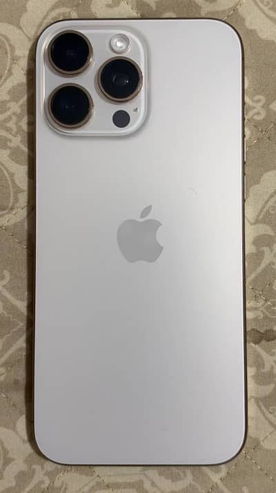Apple iPhone 16 Pro Max