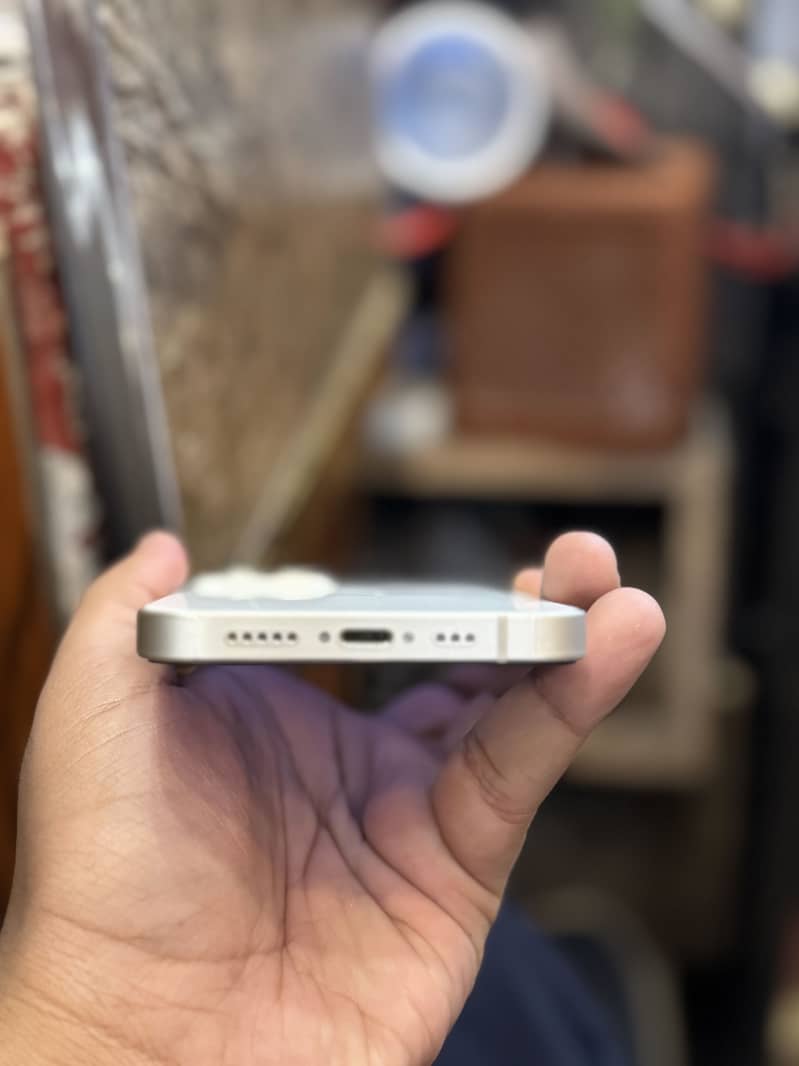 Apple iPhone 14 1