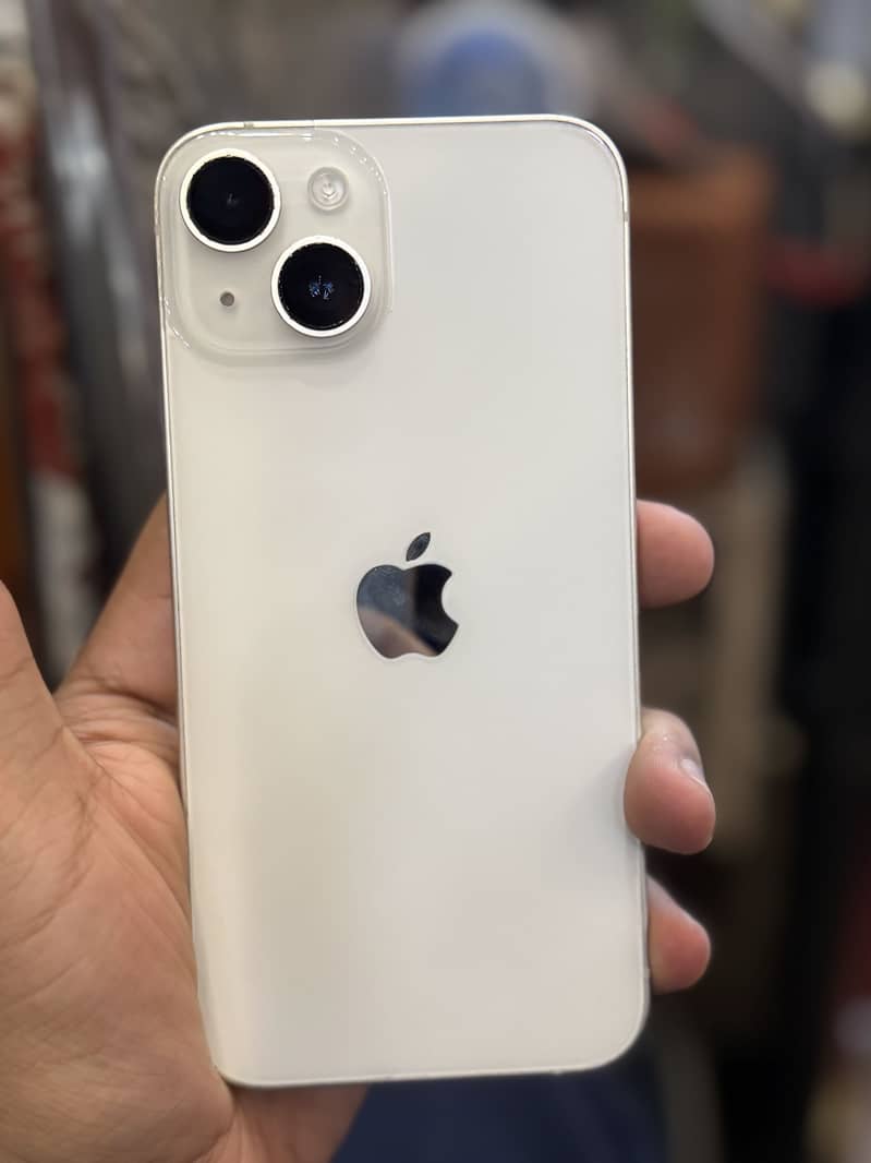 Apple iPhone 14 4