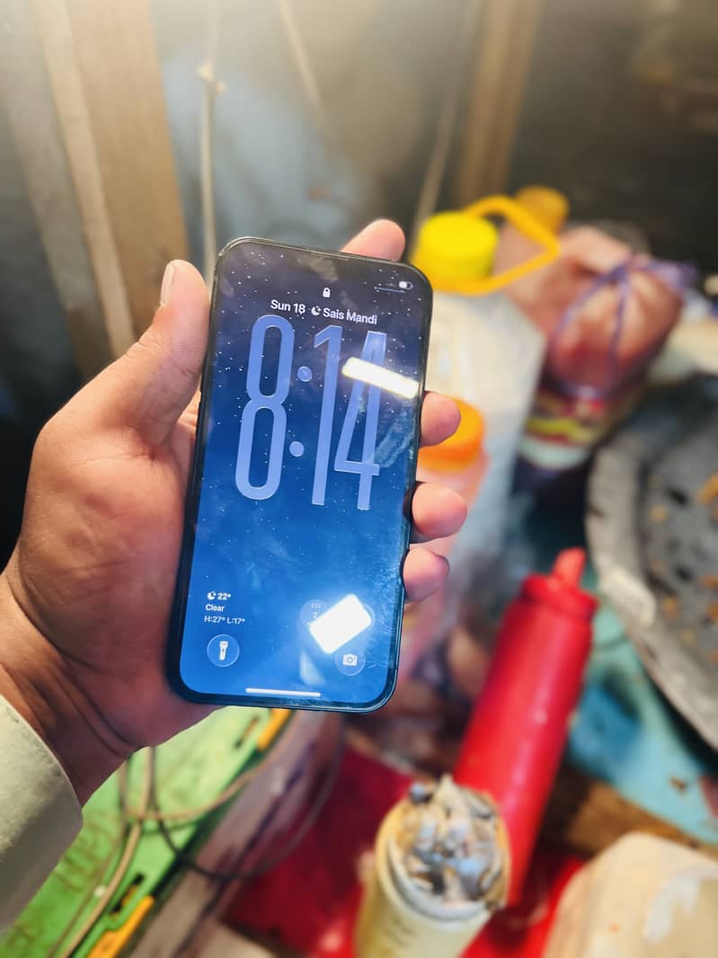 Apple iPhone 13 3