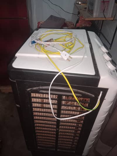 Room cooler AC DC