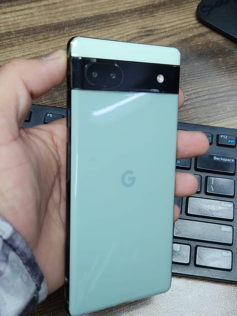 Google Pixel 6a 4