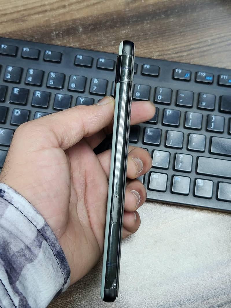 Google Pixel 6a 10