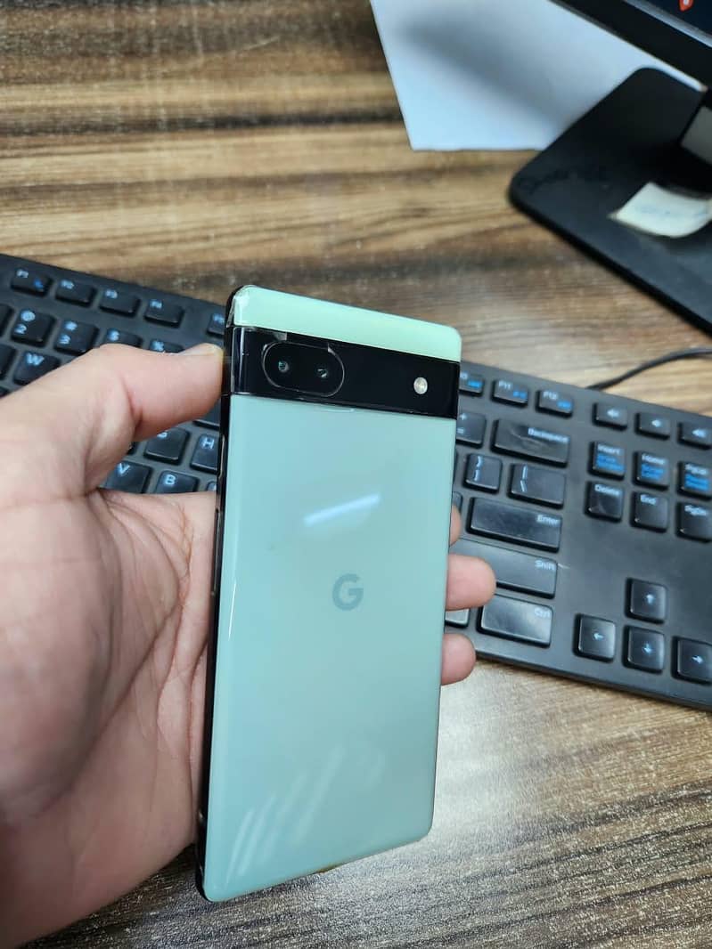 Google Pixel 6a 11