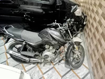 Yamaha ybr 125