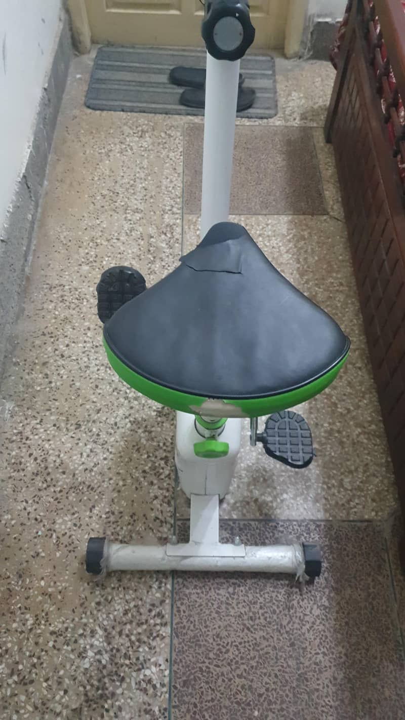 gym exercise cycle machine 2