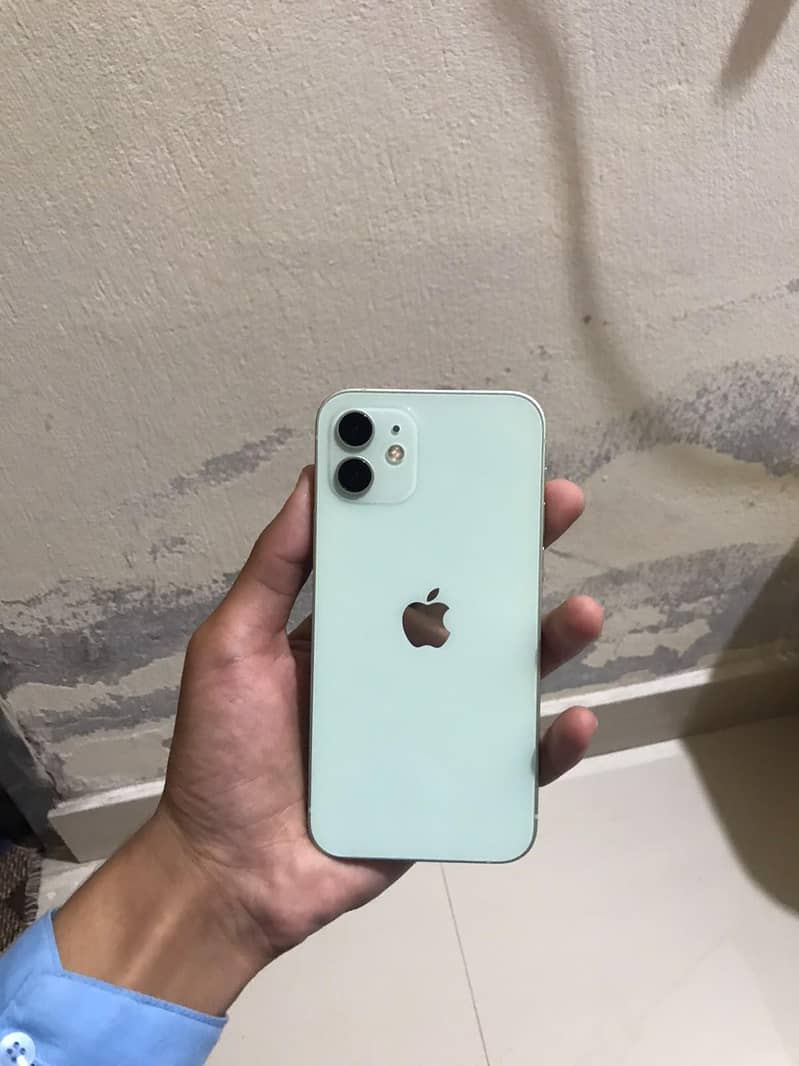 Apple iPhone 12 0
