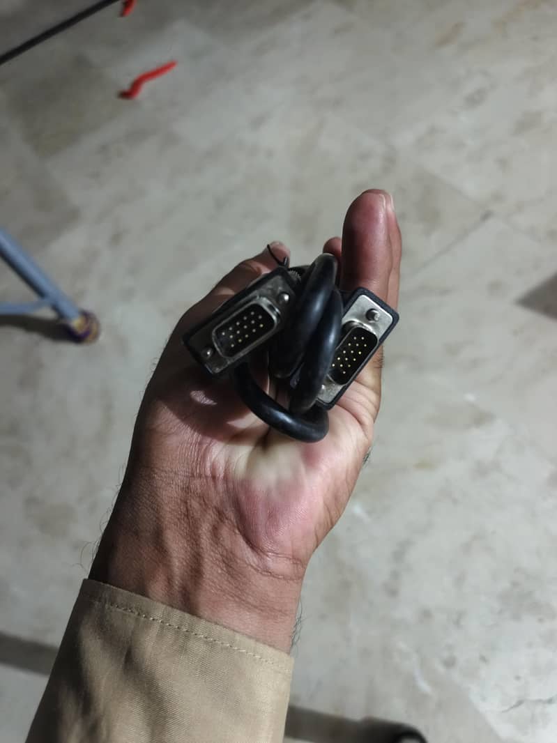 VGA Cable (new) 1