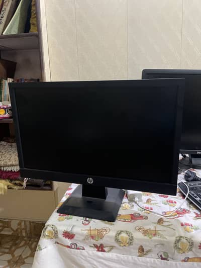 HP 18.5 inches Montior