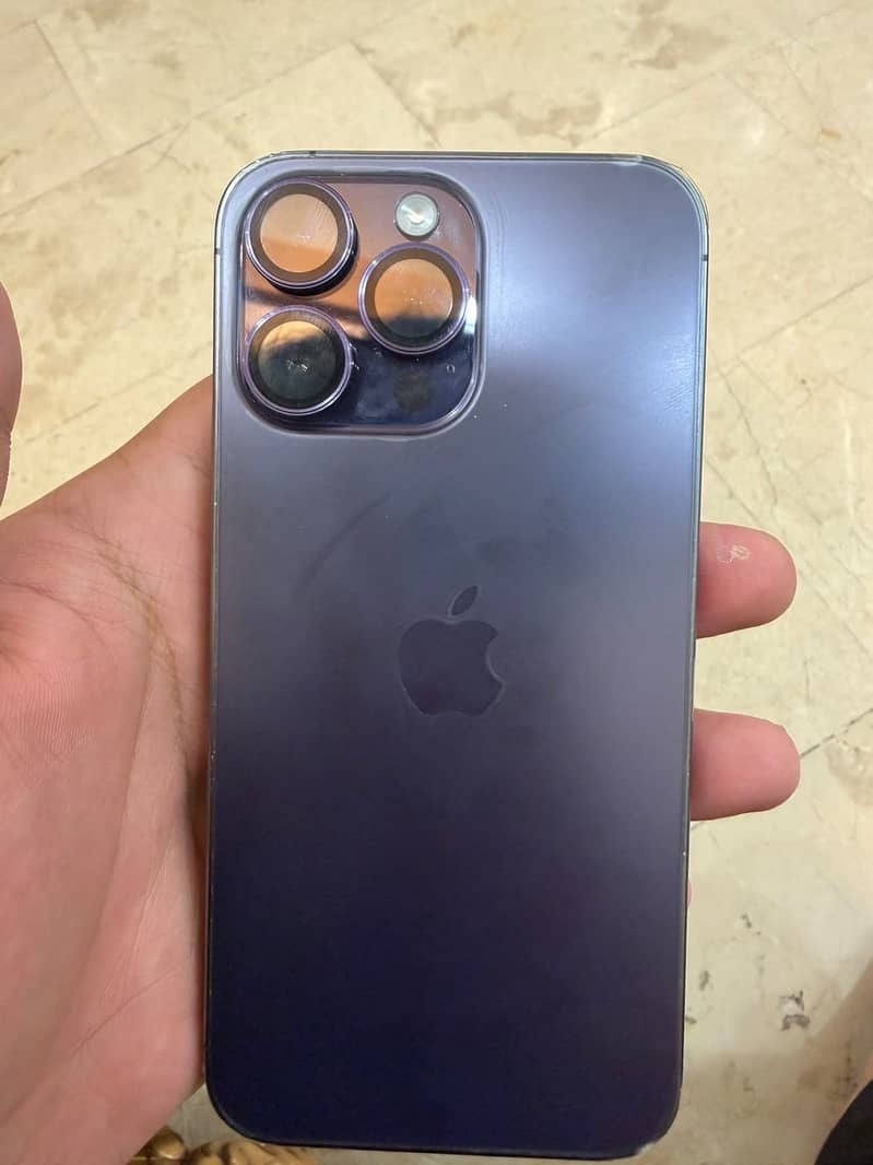 Apple iPhone 14 Pro Max 0