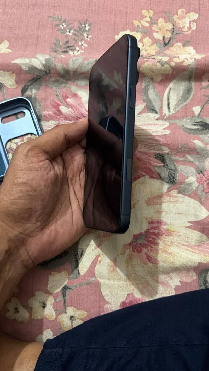 Apple iPhone 17 Pro Max 1