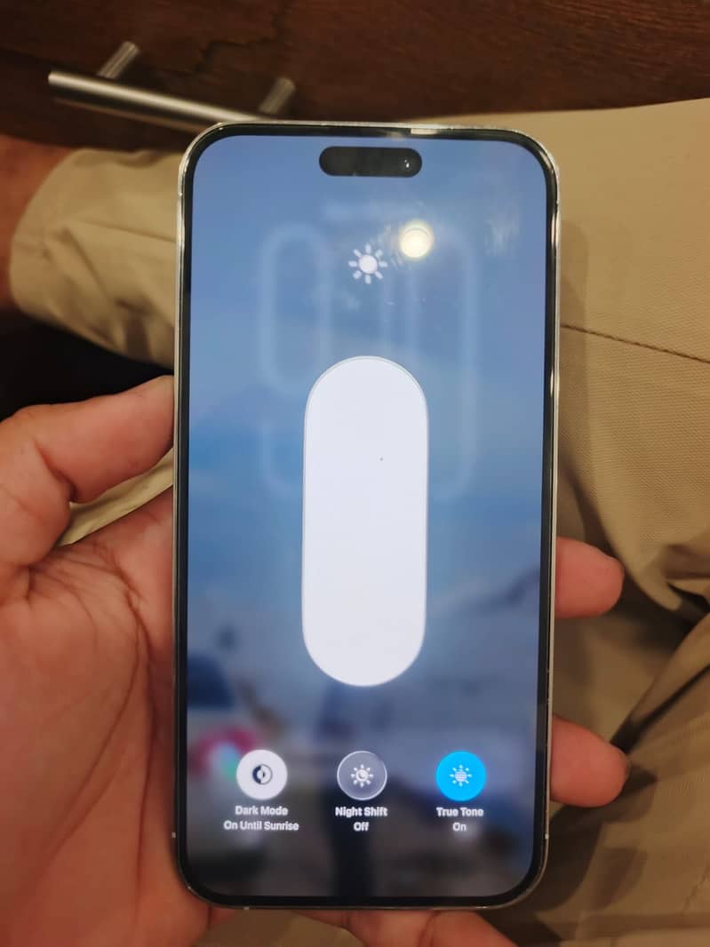 Apple iPhone 14 Pro Max 6