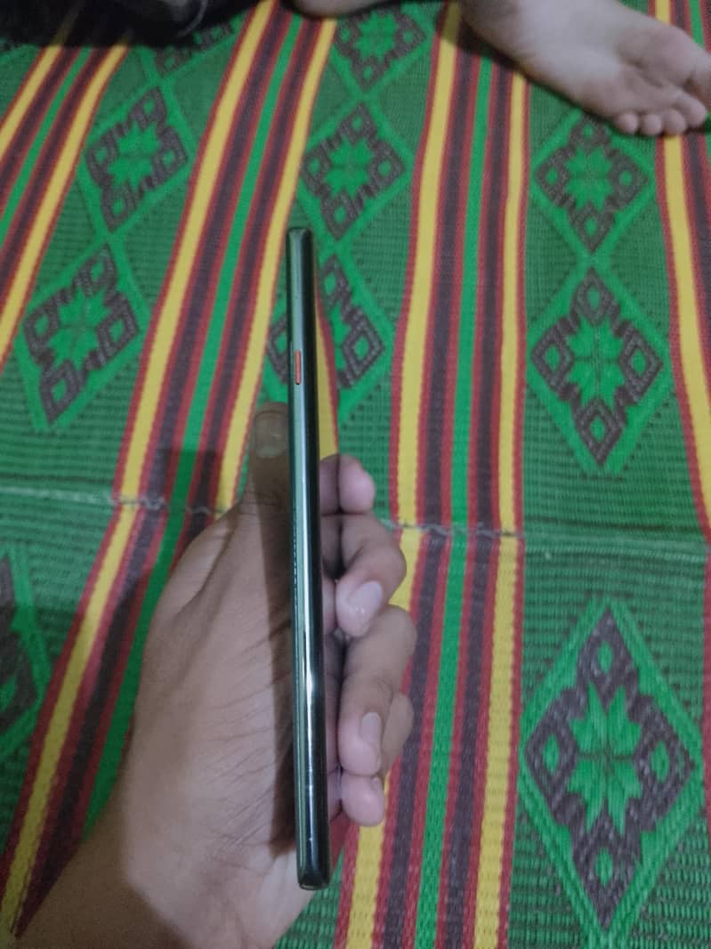 Tecno CAMON 40 Pro 2