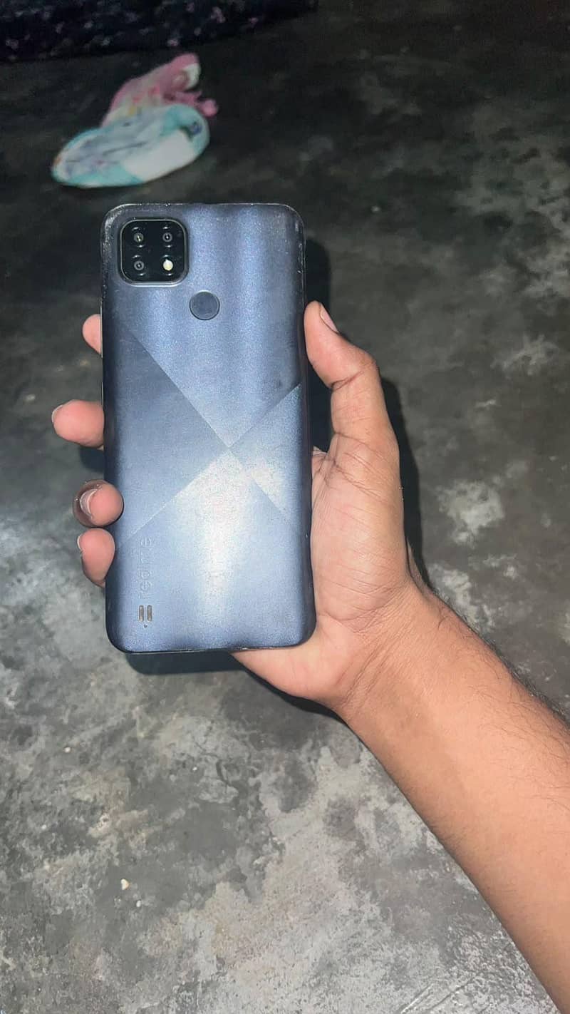 Realme C21 1