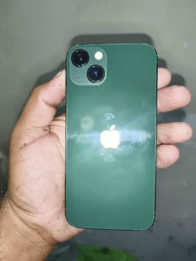 Apple iPhone 13