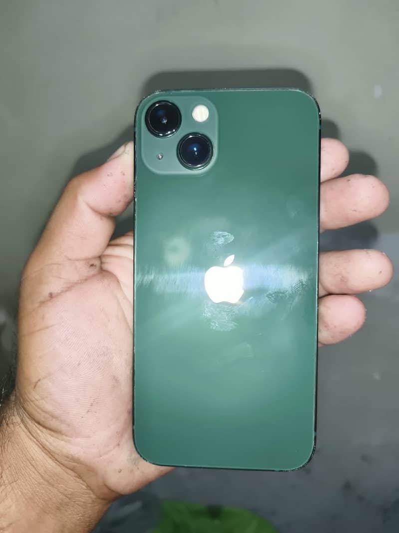 Apple iPhone 13 0