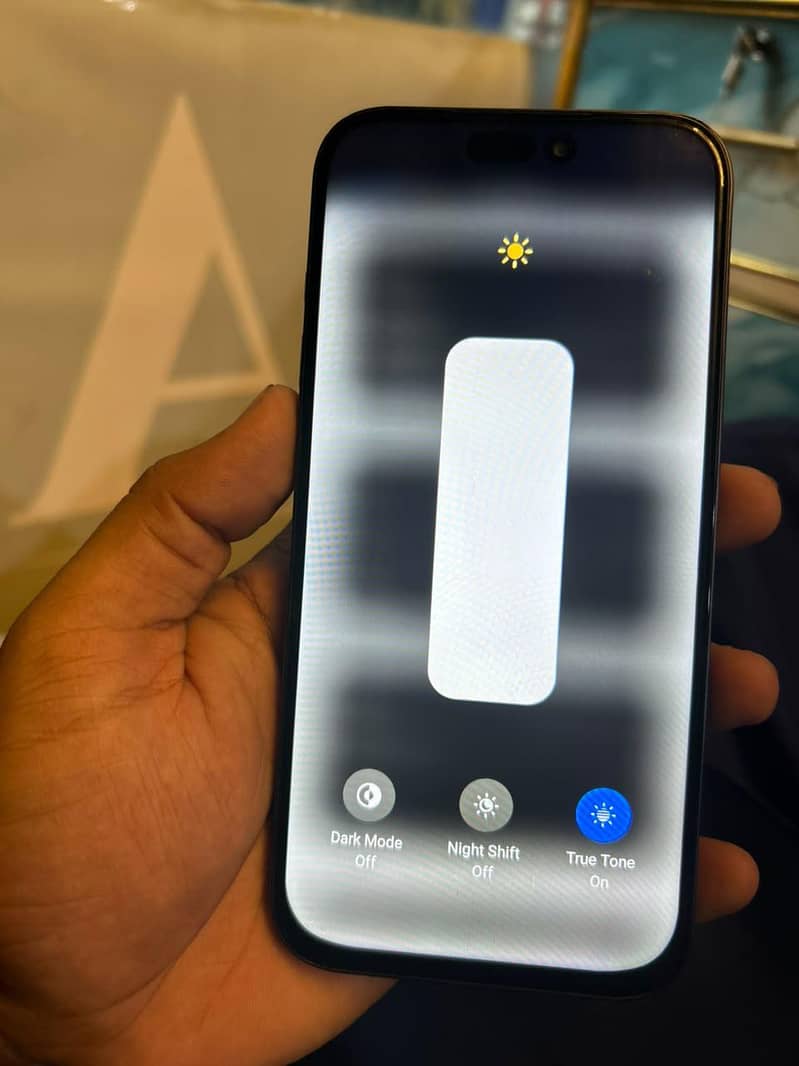 iPhone 17pro max 2