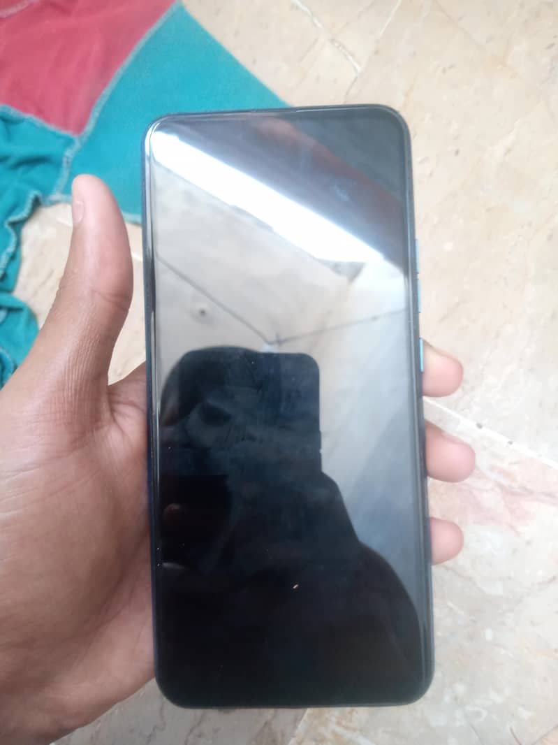 Tecno CAMON 15 13