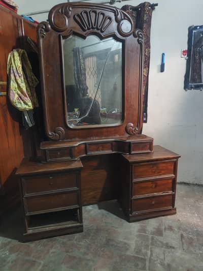 dressing table