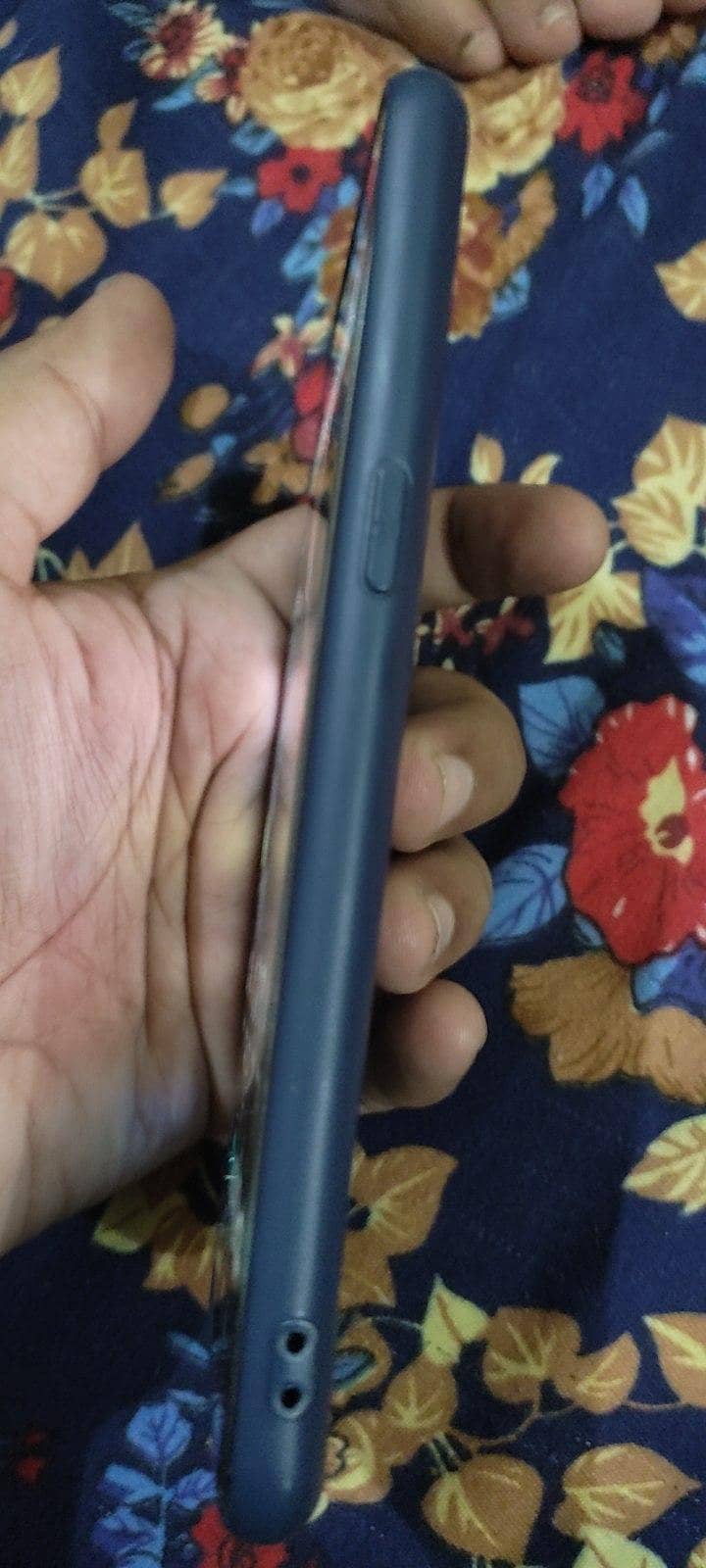 One Plus 5T 3