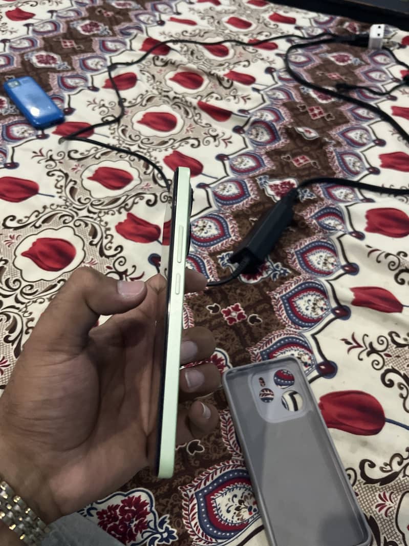 Xiaomi Redmi Note 14 1