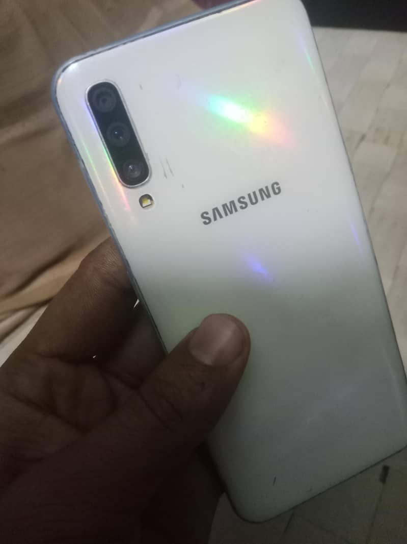 Samsung  A50 1