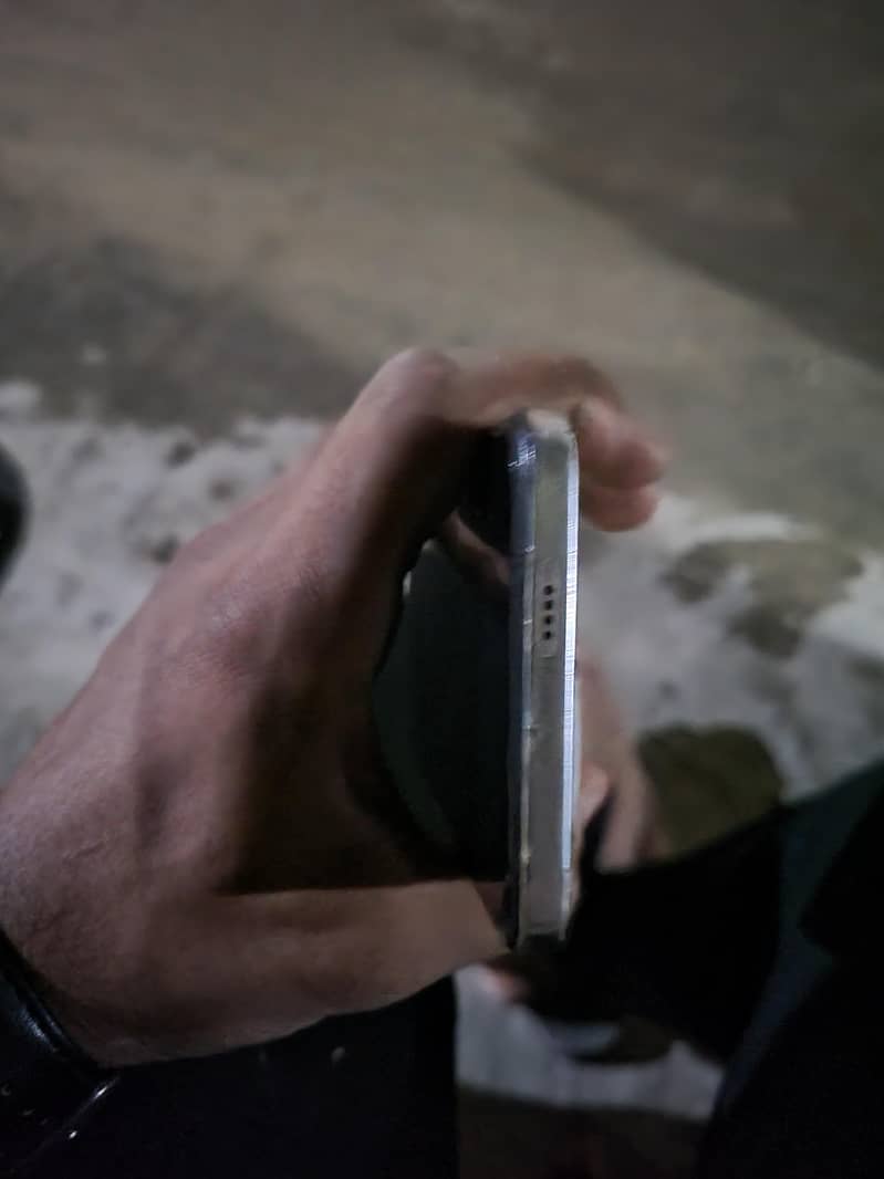 Tecno SPARK 30 Pro 4
